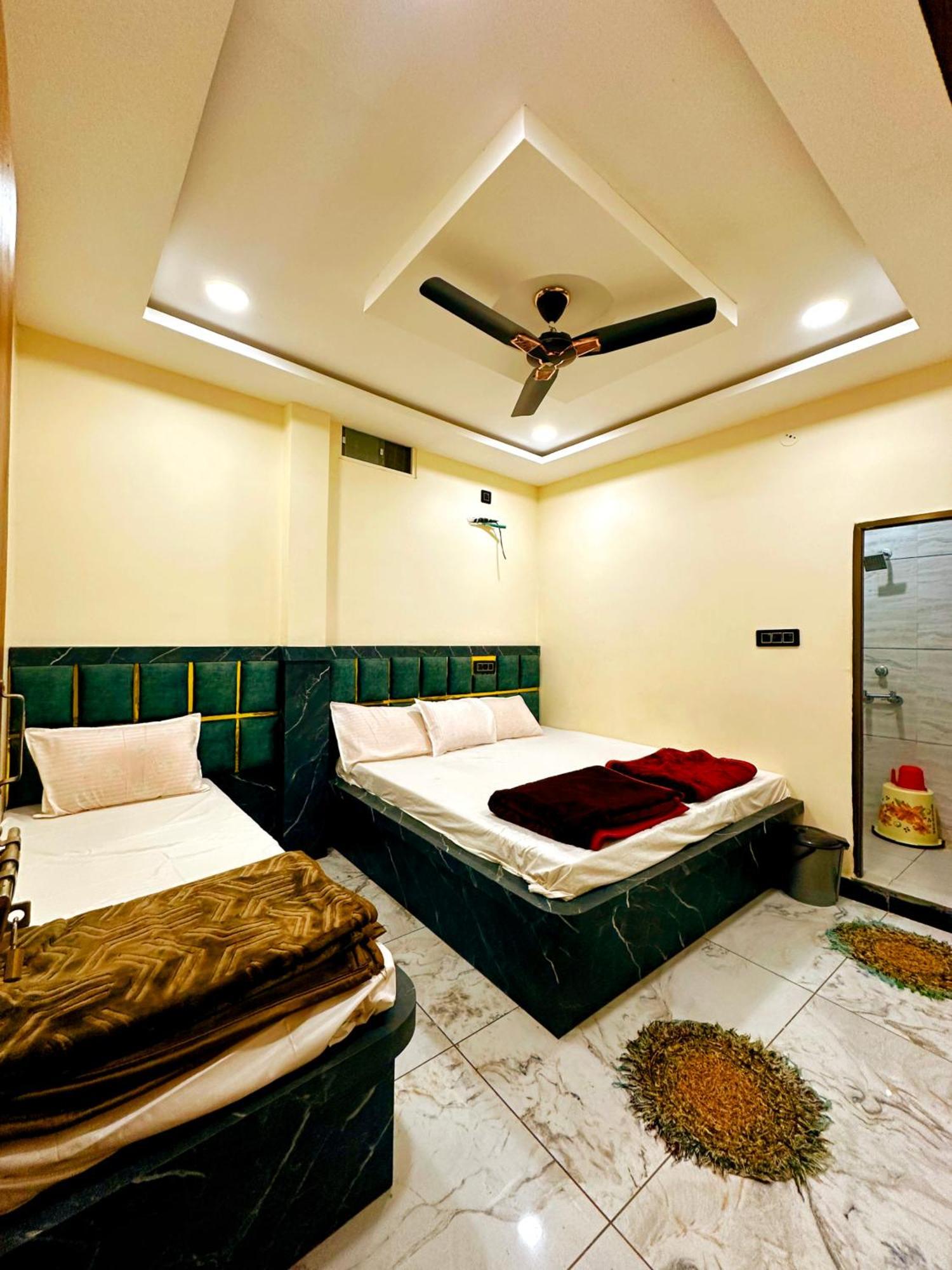 Hotel Shiv Gouri Palace Ujjain Exterior foto